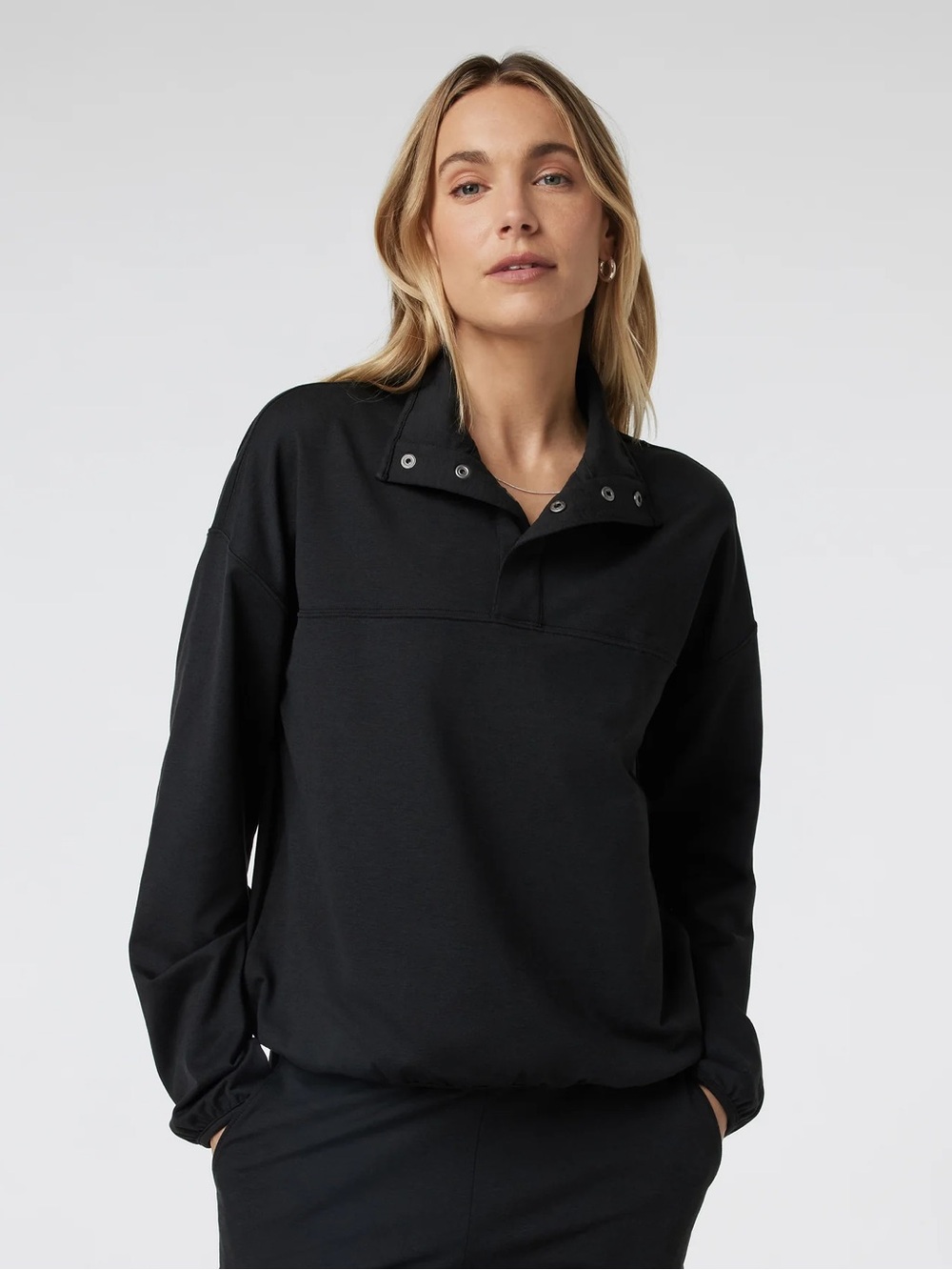 Vuori Black Heather Granite Snap Mock Pullover